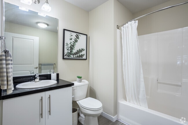 2BR, 1BA - 840SF - Sterling Manor