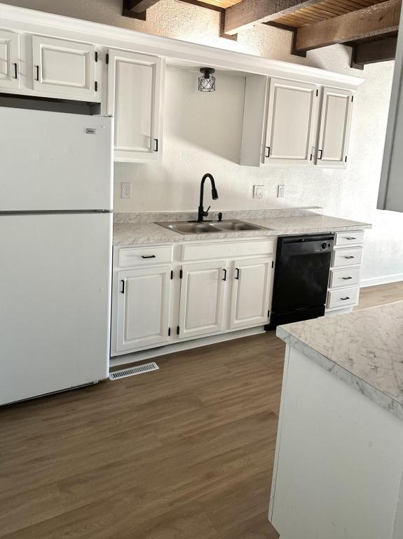 Building Photo - 9802 E Boston Cir