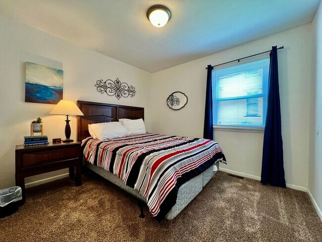 Foto del edificio - Trenton's apartment on First