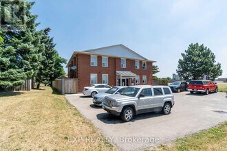 Building Photo - 80 Kennedy Rd N