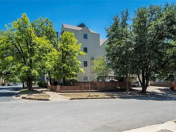 Foto principal - 2510 San Gabriel St