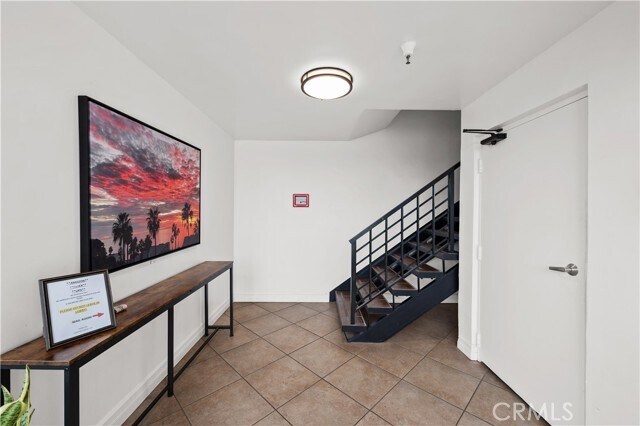Foto del edificio - 200 N Catalina Ave