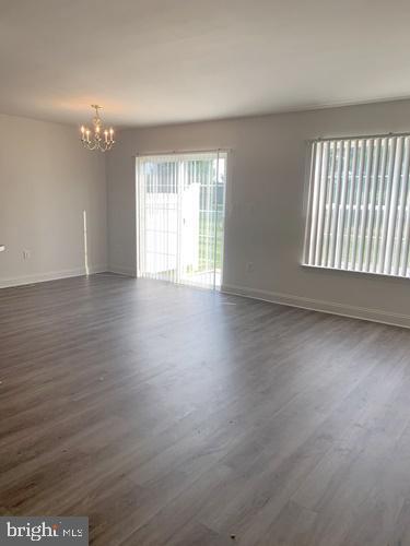 Building Photo - 35 Locust Run Dr