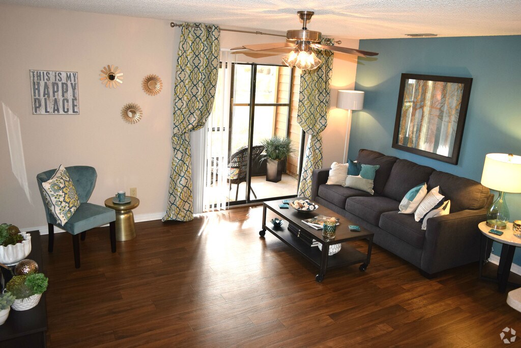 Huntington Lakes Apartments Rentals Gainesville, FL