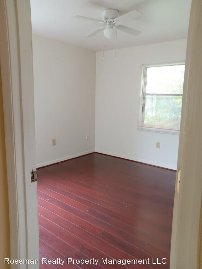 Building Photo - 3 br, 2 bath House - 4264 South Salford Blvd