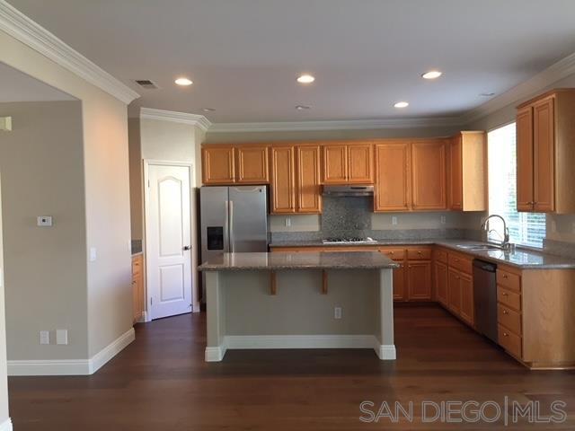 Foto del edificio - 12547 Carmel Canyon Rd