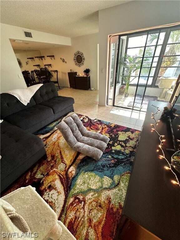 Building Photo - 3625 Boca Ciega Dr