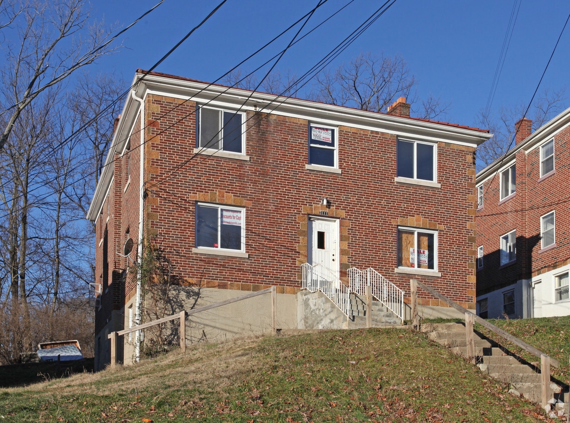 3111 Bracken Woods Ln, Cincinnati, OH 45211 3111 Bracken Woods Ln