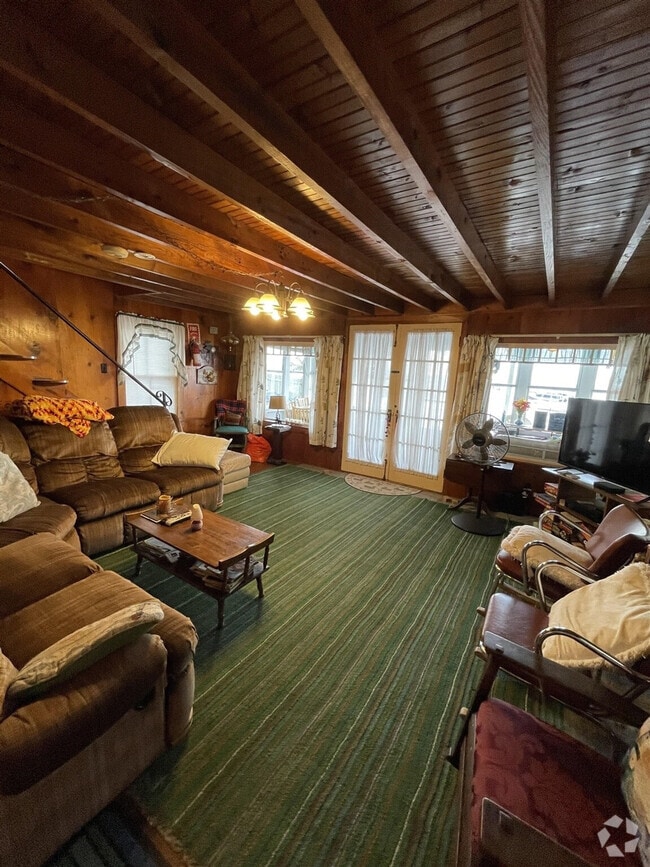 Building Photo - 73 Sebago Rd