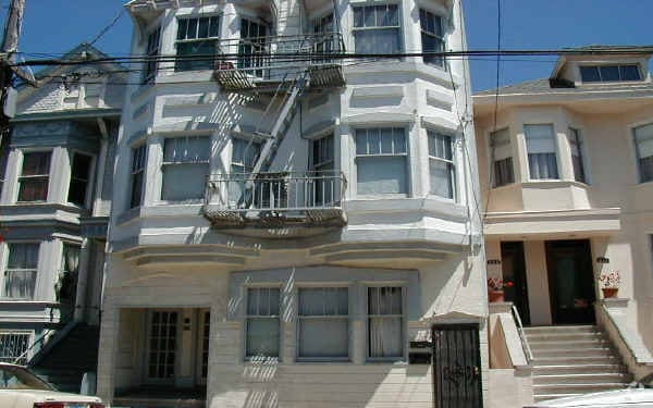 Building Photo - 678-680 9th Ave