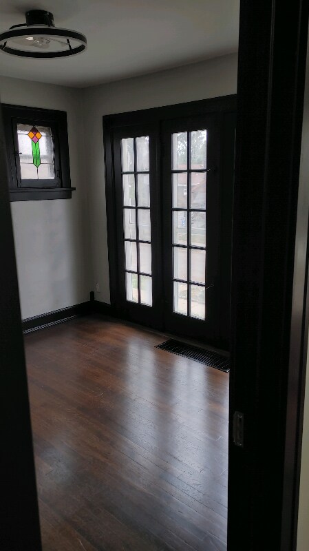 Foto del edificio - 6950 Normandale Dr