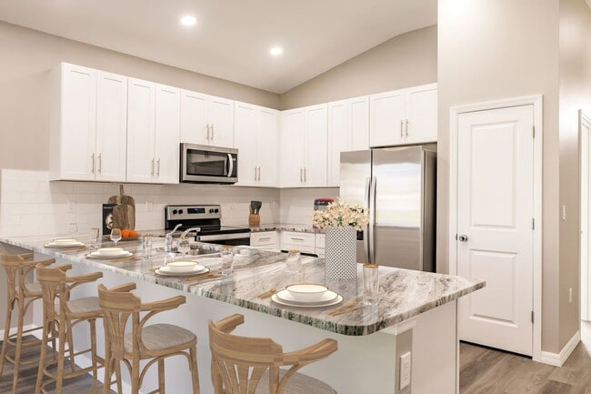 Foto del edificio - Model Home Open! Brand New Construction. M...