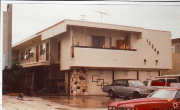 Primary Photo - Pacific Apartments