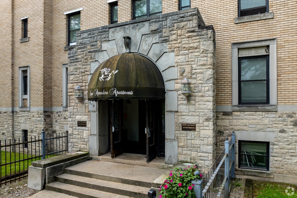 Primary Photo - Niche Amadore Apartments