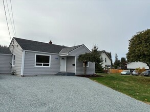Building Photo - 1316 E Fairhaven Ave
