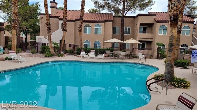 Building Photo - 9325 W Desert Inn Rd