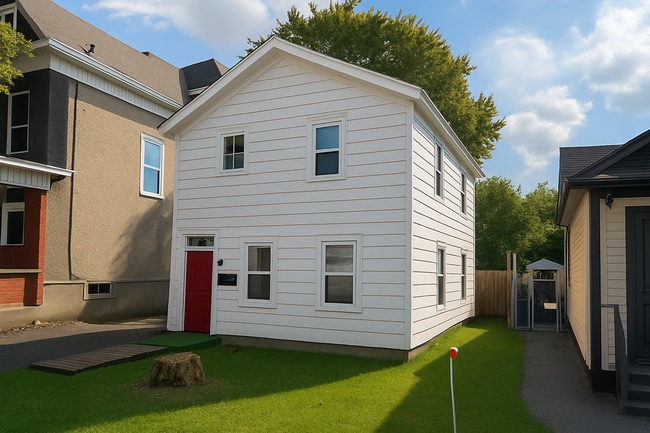 Building Photo - Northside Syracuse Duplex – Spacious Units...