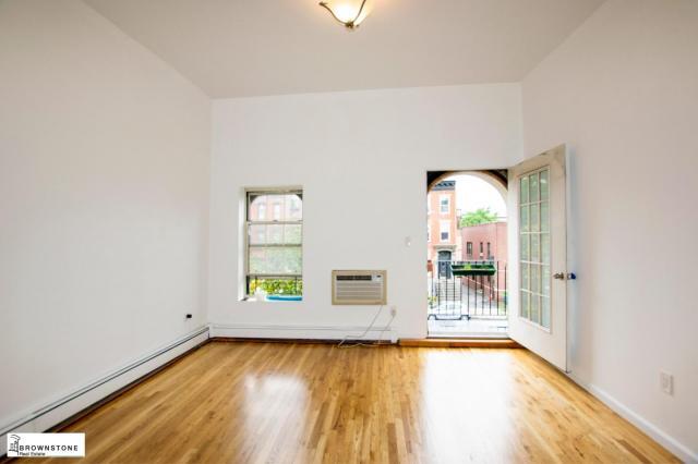 Building Photo - 3 bedroom in BROOKLYN NY 11231