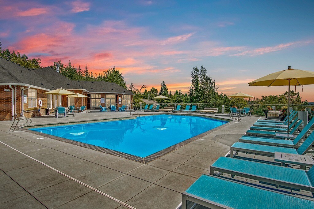 Arbor Heights Apartments 15199 SW Royalty Pky Tigard, OR