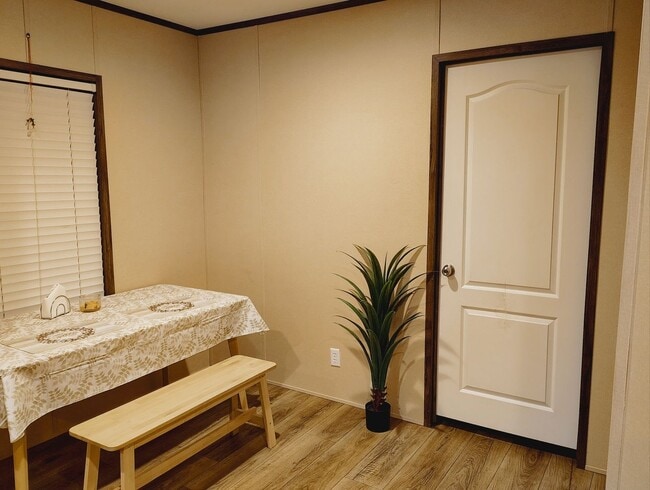 Building Photo - Charming 3BR House in Livingston