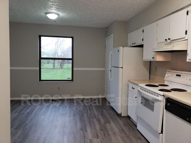 Building Photo - 3804-3806 Zephyr Pl