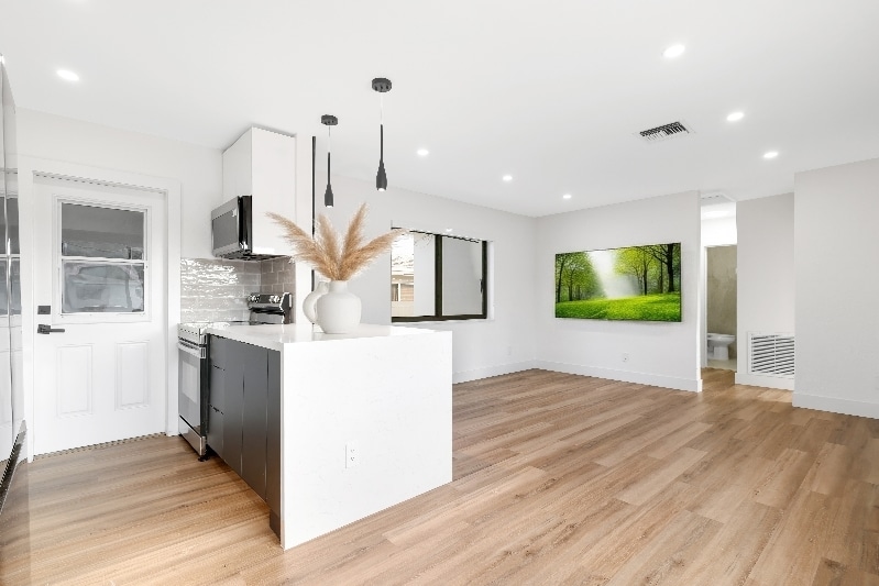 Photo - 1201 N 16th Ave (Hollywood, FL)