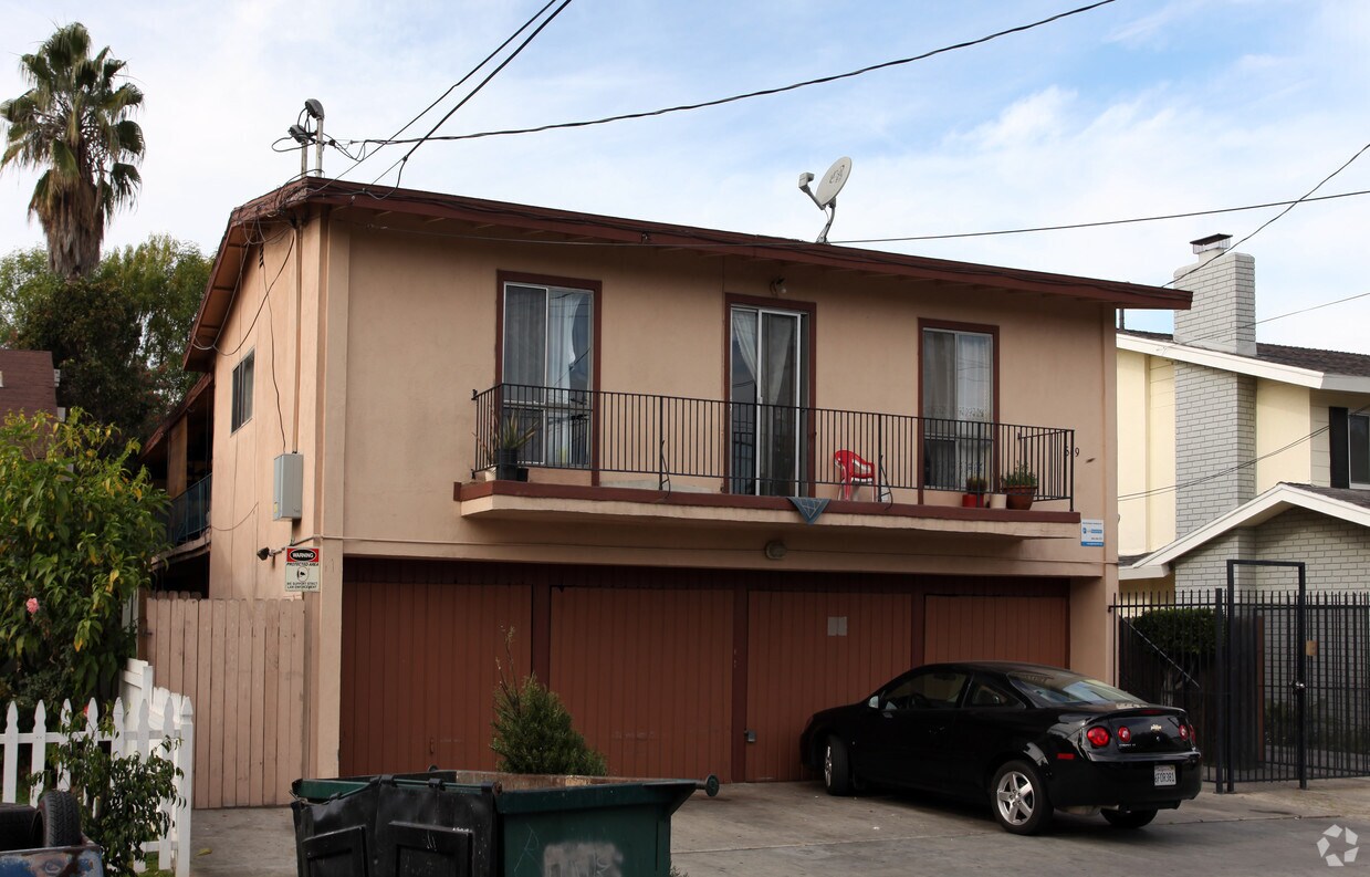 Building Photo - 549 Nebraska Ave