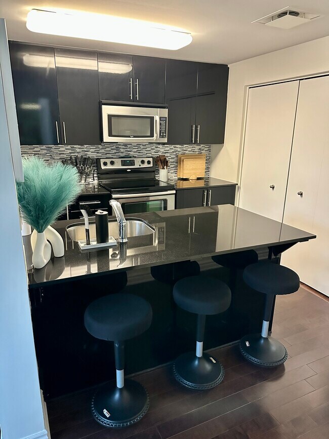 Photo du bâtiment - 250 Lett St