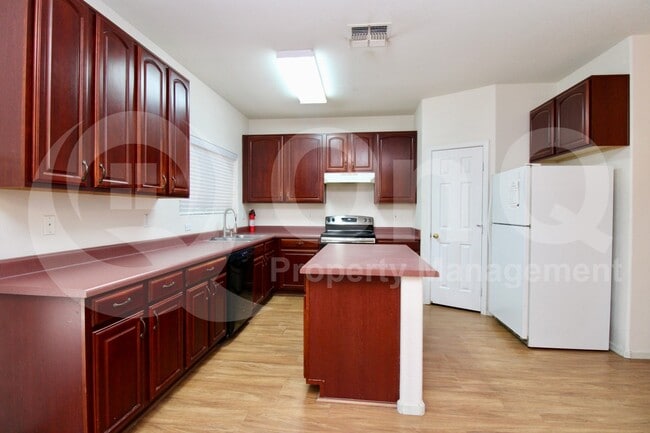 Photo - 3062 S Mandy House