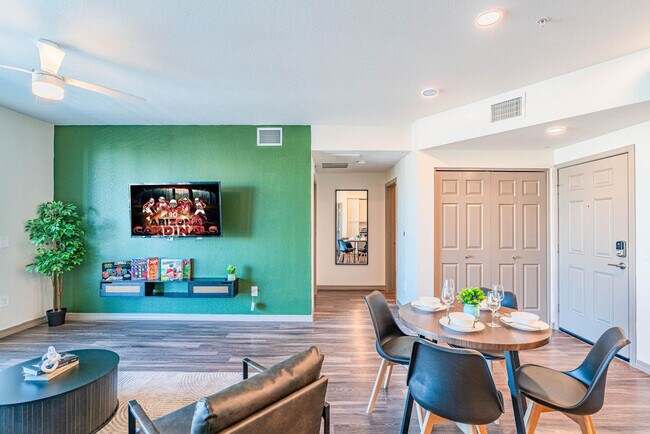 Foto del edificio - 9600 W Georgia Ave