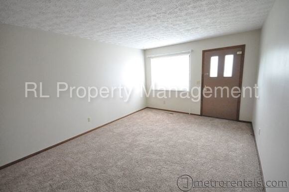Building Photo - 8183 Goldsmith Dr