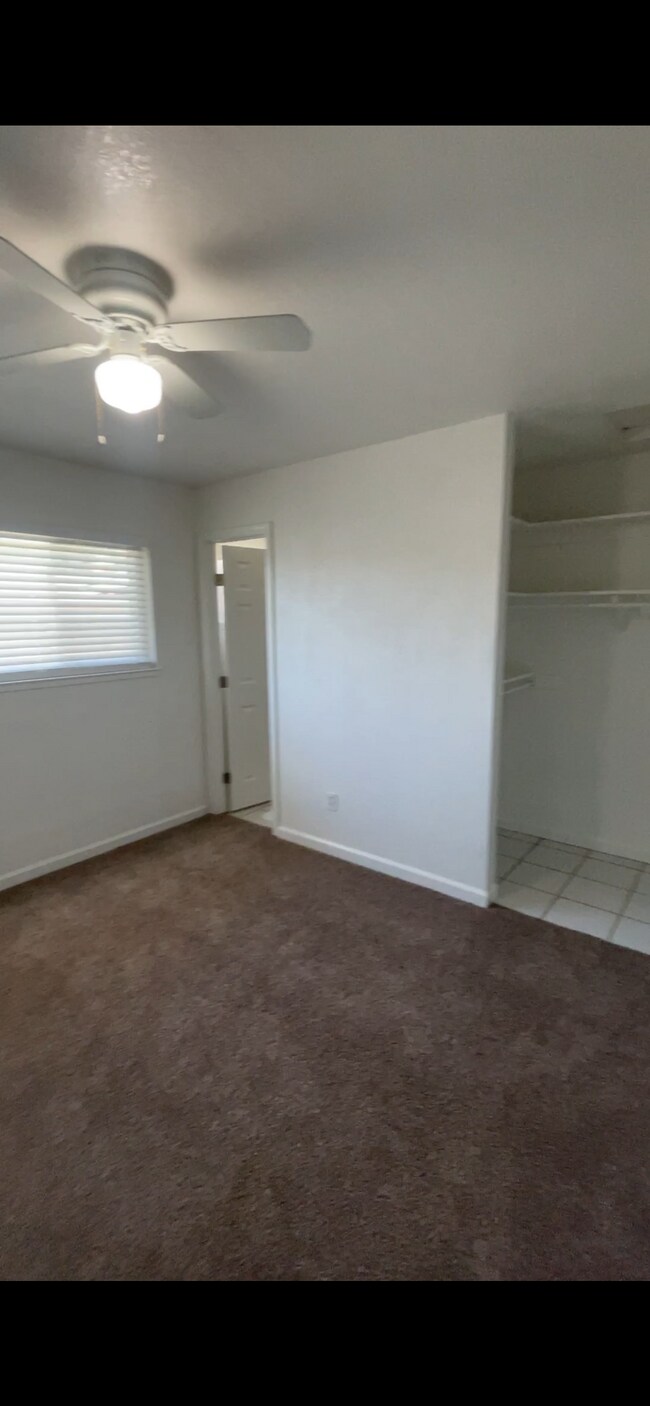 Foto del edificio - 400 Sunset Dr