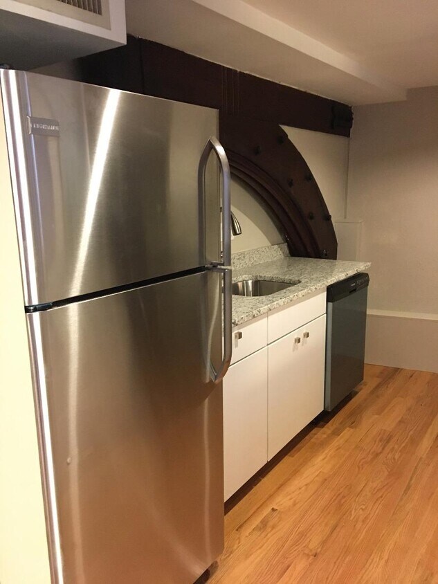 Foto del edificio - 1.0 bedroom in Somerville Massachusetts 02143