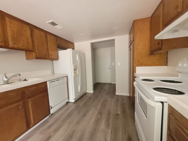 Foto del edificio - La Jolla Vista Townhome near UCSD
