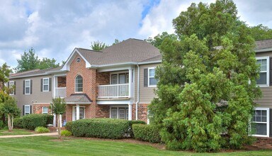 Building Photo - Legacy at Mayland