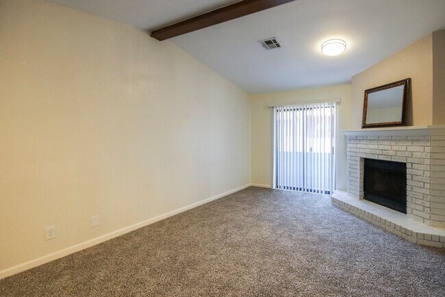 Foto del edificio - 2850 E 90th St