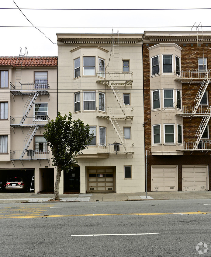 Primary Photo - 5010 California St
