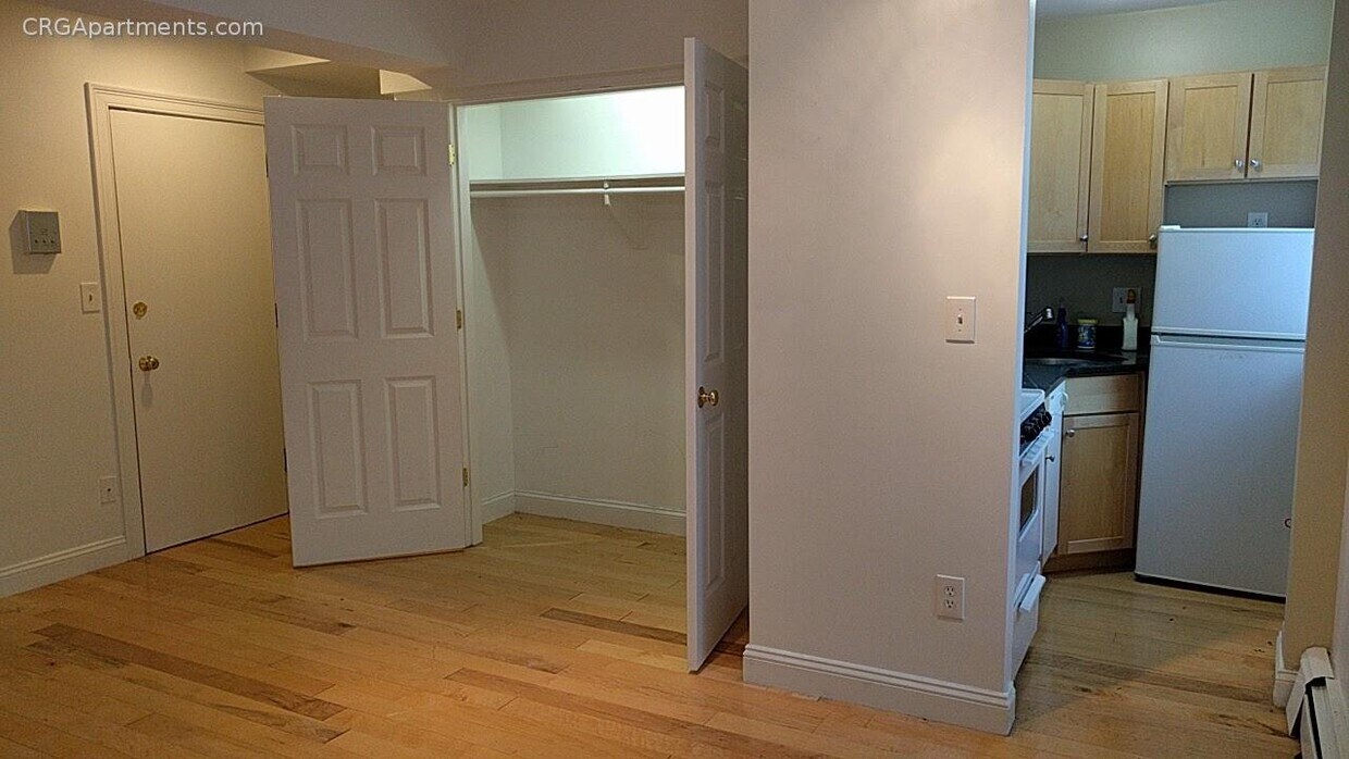 4 Arlington St Unit 8, Cambridge, MA 02140 Apartments in Cambridge