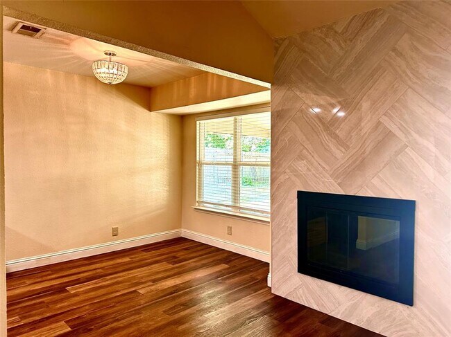 Foto del edificio - 1103 Crown Ridge Path