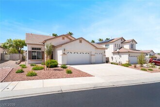 Building Photo - 2611 Earthen Mesa Terrace