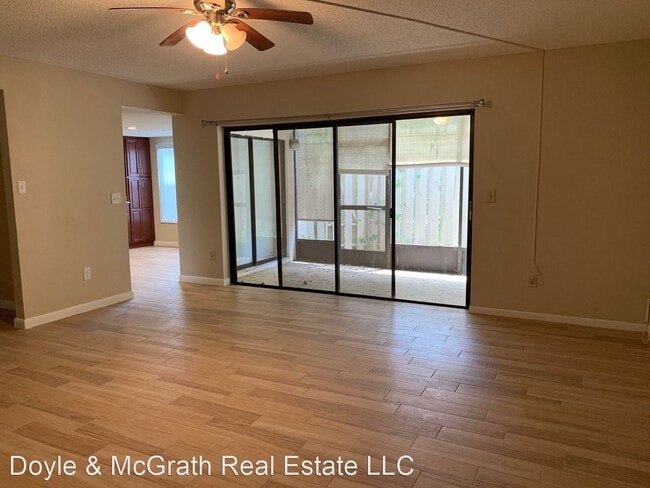 Building Photo - 2 br, 2 bath House - 7821 Niagara Ave #2102