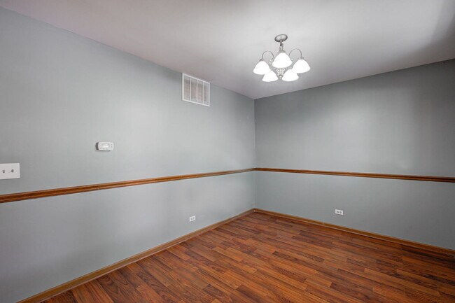Building Photo - 2340 Blue Spruce Ln