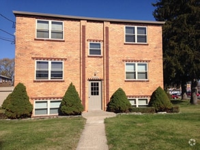 Building Photo - 4326 Schenck Ave