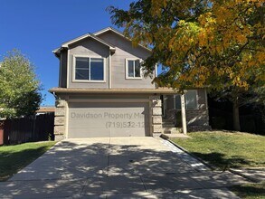 Building Photo - 1743 S Canoe Creek Dr