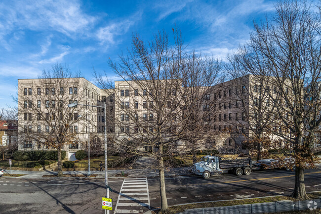 Building Photo - The Embassy Condominium