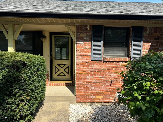 Building Photo - 972 Red Maple Ct