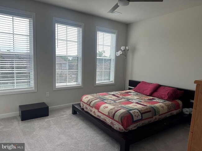 Building Photo - 1708 Anderson Rd