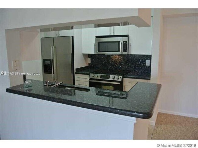 Foto del edificio - 11721 W Atlantic Blvd