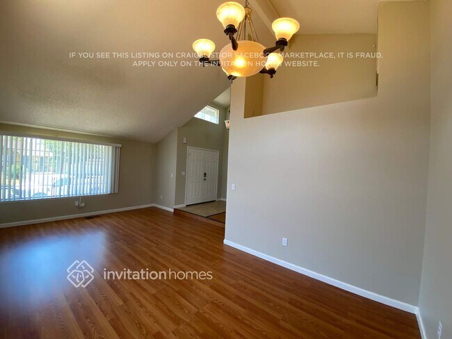 Foto del edificio - 4886 Birkdale Cir