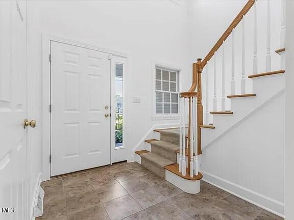 Foto del edificio - 48 Lori Jean Pl